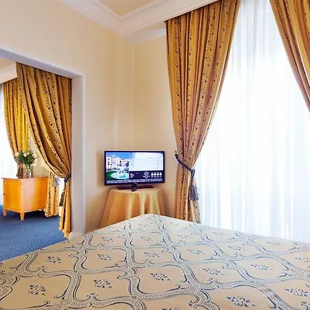 Szálloda Residenza Parco Fellini Rimini