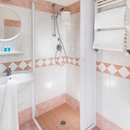 Hotel Carnaby 3*