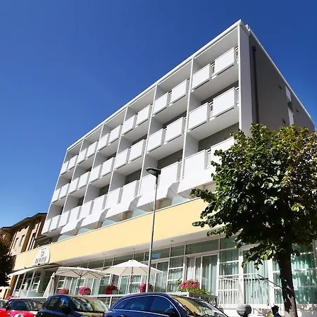 Boom Hotel 3*