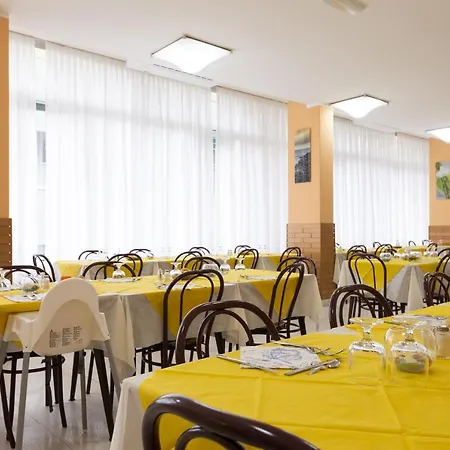 Milena Hotel 3*