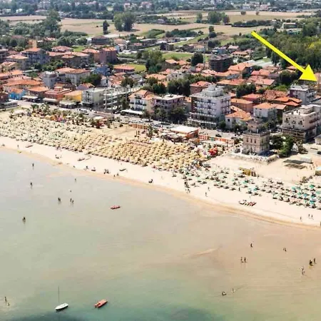 Cima Aparthotel 3*