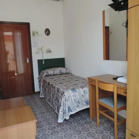 Liliana Hotel
