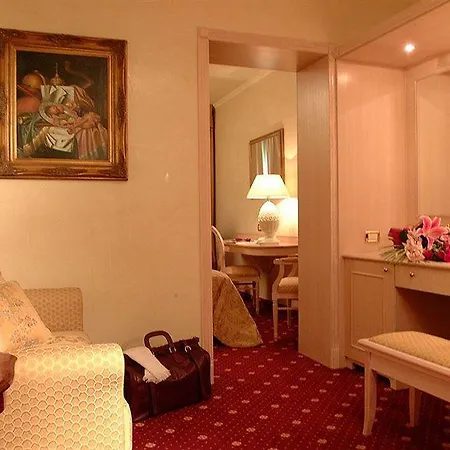 De Londres Hotel 4*