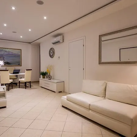 Perla Aparthotel Rimini