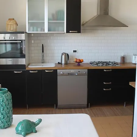 La Casa Al Mare Apartment *