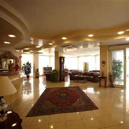 Hotel Gaston 4*