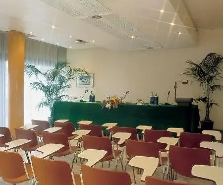 Admiral Art Hotel
