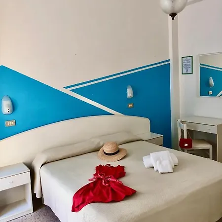 Hotel Serafini فندق 2*