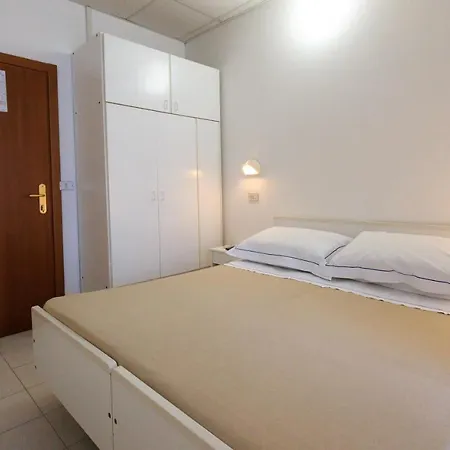 Hotel Mini