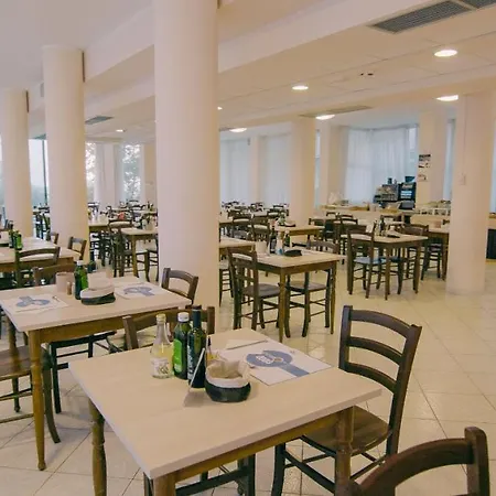 Beverly Hotel 3*