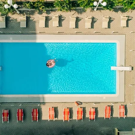 Hotel Beverly 3*