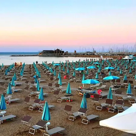 Paloma Front Chiringuitos Time 3* Rimini