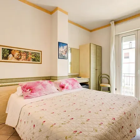 Hotel Charles