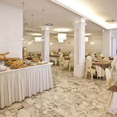 Aurora 3* Rimini