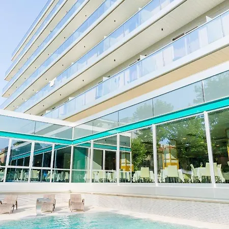 Aqua Hotel