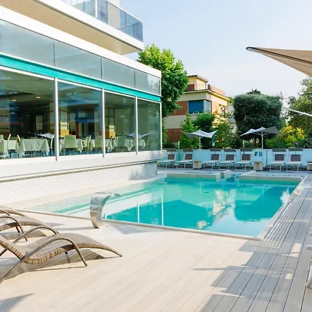 Aqua 4*