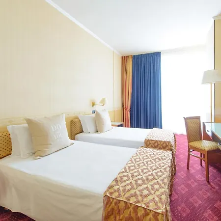 Hotel Admiral Art 4*