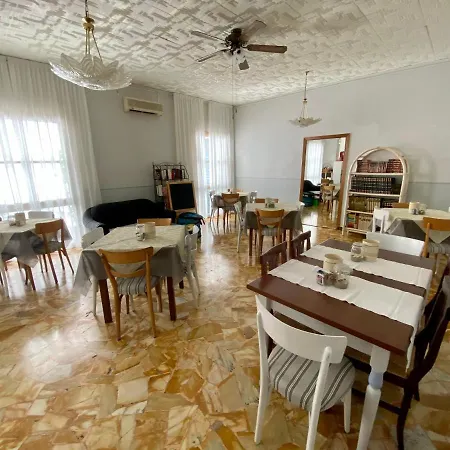 Hotel Mirna 2*