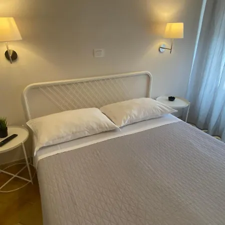 T Otel