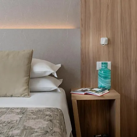 Rondinella E Viola Hotel 3*