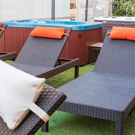 Nobel Hotel 3*