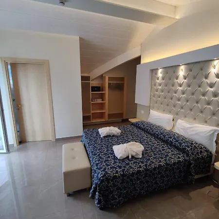 Ambassador Otel