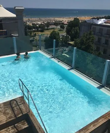 Hotel City Hotel 3*