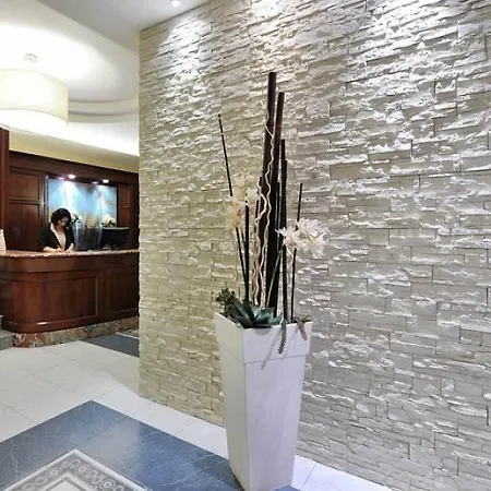 生活酒店 4* 里米尼