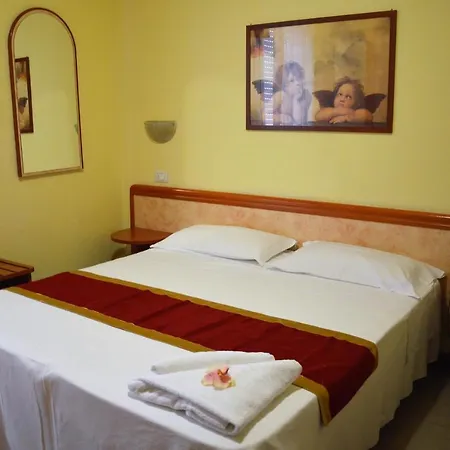 Carolin Otel