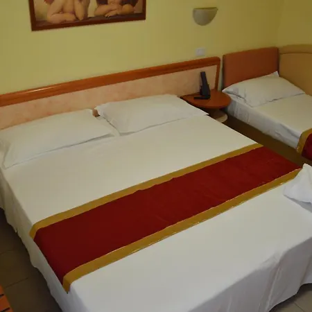 Otel Carolin