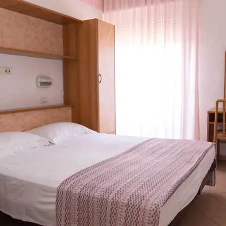 Hotell Holland 3*