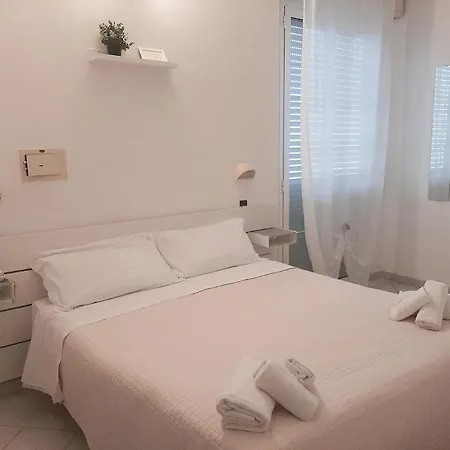 John Hotel