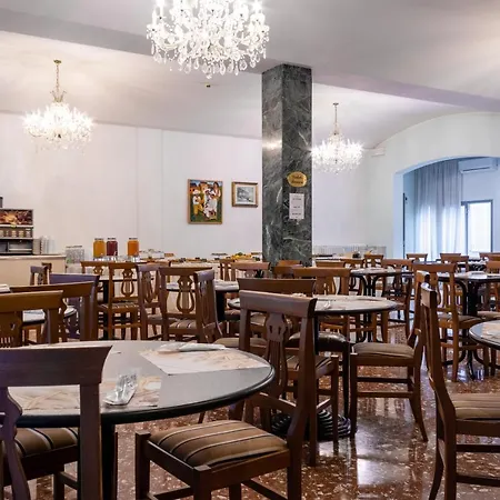 Hotel Esedra