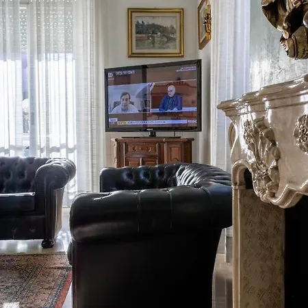 Esedra Hotel 3*
