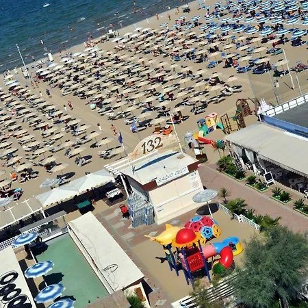 Mediterraneo 3* Римини