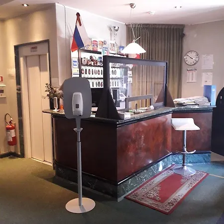 Hotel Niagara