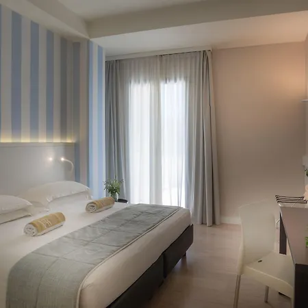 Rosa Riviera 4* Rimini