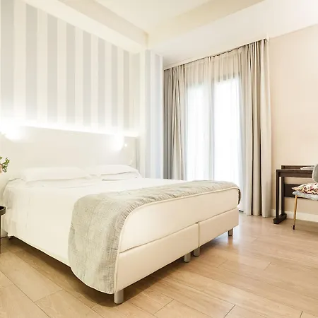 Hotel Rosa Riviera 4*