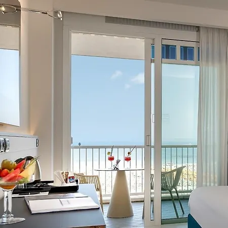 Hotel Savoia Rímini