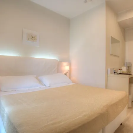 Hotel Ferretti 4*