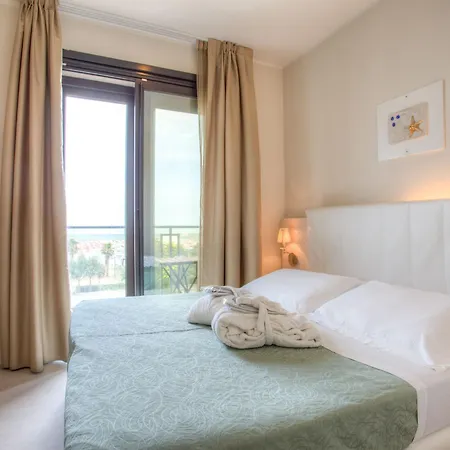 Hotel Ferretti 4*