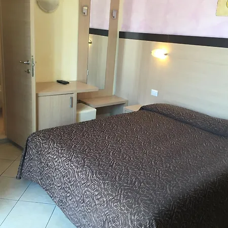 Otel Rubens 3*