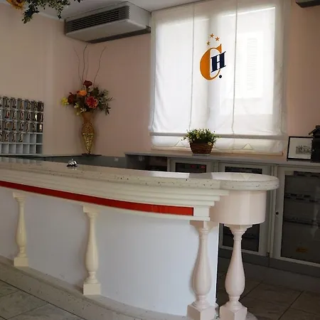 Carolin Otel