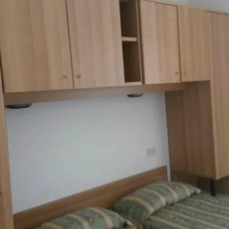 Giovane Italia Hotel 3*