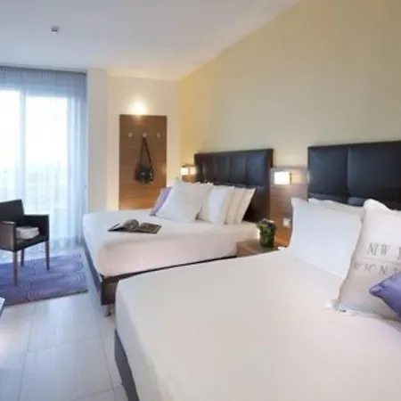 Aqua Hotel 4*