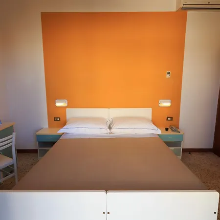 Mini Hotel