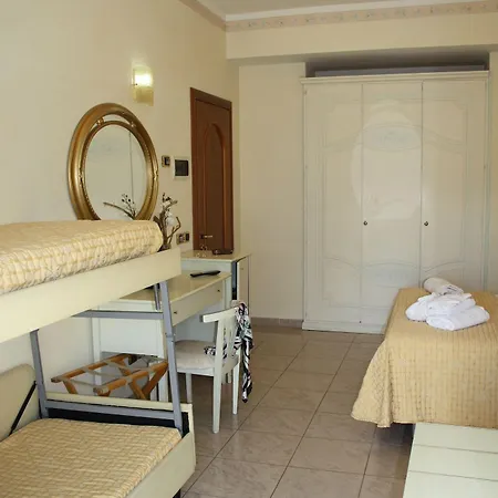 Gaston Hotel 4*
