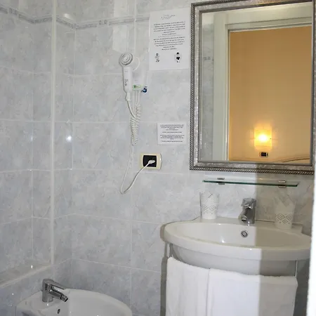 Gaston 4* Rimini