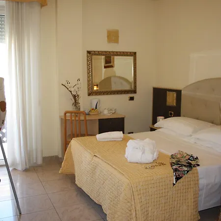 Gaston 4* Rimini