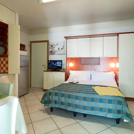 Riviera شقة فندقية ريميني